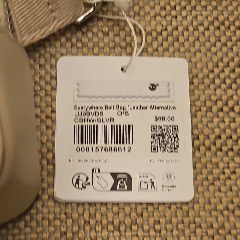 New With TAG)Lululemon Beige Crossbody Bag Cashew And Silver - Picture 4 of 4